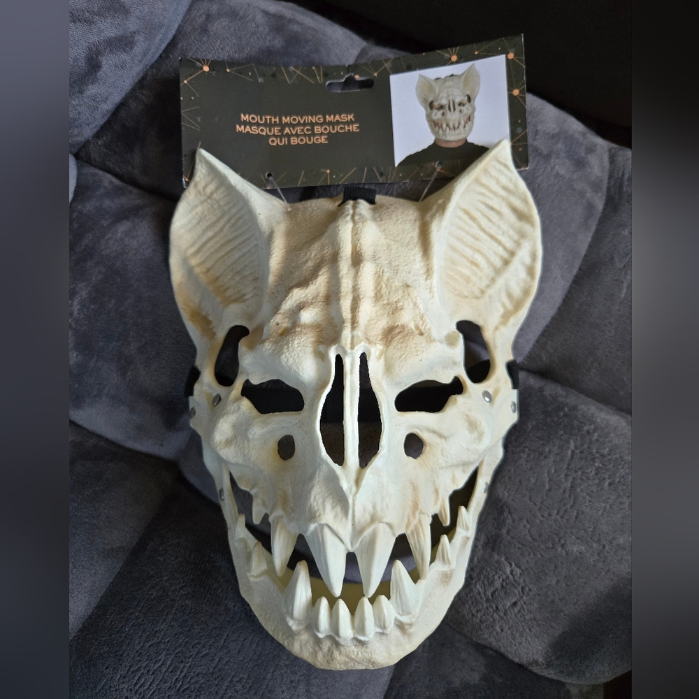 ⭐️Bat Skull Mouth Moving Halloween Mask⭐️